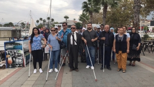 15 EKİM DÜNYA BEYAZ BASTON KÖRLER ve GÜVENLİK GÜNÜ