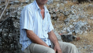 Muğla’da gazeteci Osman Akça’nın babası Fikret Akça (66) yaşamını yitirdi.