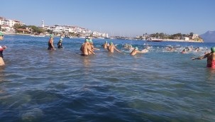 Datça'da '17. Açık Deniz Kış Yüzme Maratonu' düzenlendi