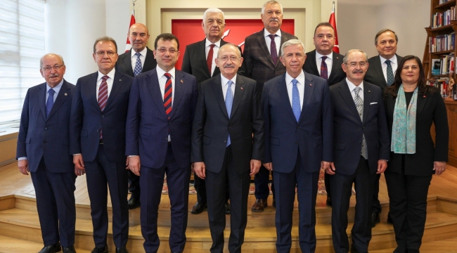CHP'li büyükşehir belediye başkanları, Genel Başkan Kemal Kılıçdaroğlu ile görüştü 