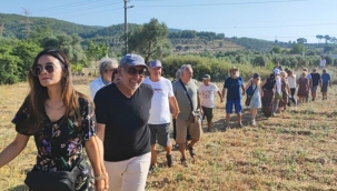 Akbelen Ormanı’nda ağaç kesimine karşı insan zinciri oluşturuldu