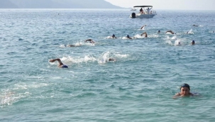 Fethiye Açık Su Yüzme Yarışı Ölüdeniz'de başladı