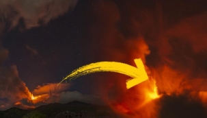 Kilometrelerce uzaklıktan görülüyor, uçaklar için kırmızı kodlu uyarı! Etna yeniden faaliyete geçti