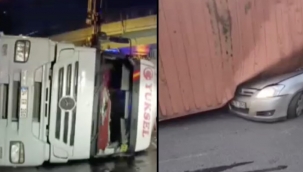 Bakırköy’de feci kaza! Otomobilin üzerine devrilen tır 4 can aldı!
