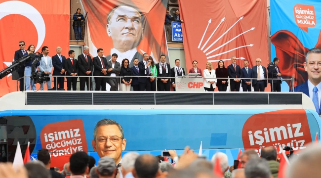 CHP Lideri Özgür Özel Ortaca'da konuştu; Limon üreticisine bu hale düşürenleri de Pazar güne hep birlikte sandığa gömeceğiz 