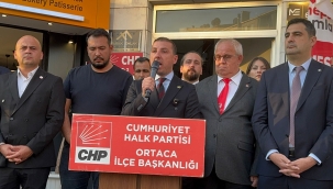 Cumhuriyet Bayramı Töreninde yapılan saygısızlığa CHP den basın açıklaması.