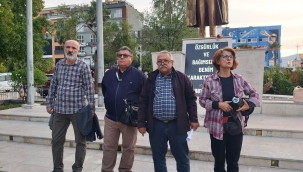 Ortaca Demokrasi platformu kayyuma karşı basın açıklaması yaptı.