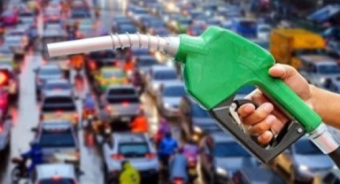 Benzine zam geldi