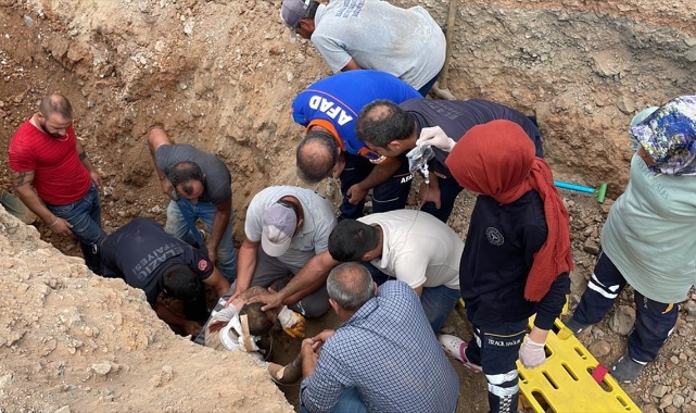 Antalya'da Altyapı Çalışmasında Felaket! İşçi Toprak Altında Kaldı