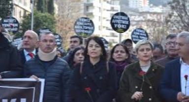 Hatay, deprem kayıpları için yürüdü