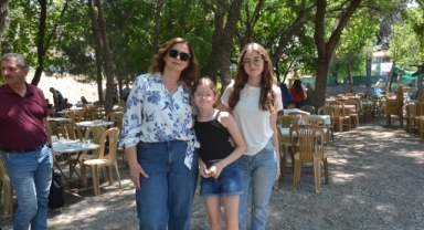 AV Selda Belkırat eşi AV Hüseyin Belkırat Hayrına Yemek Verdi