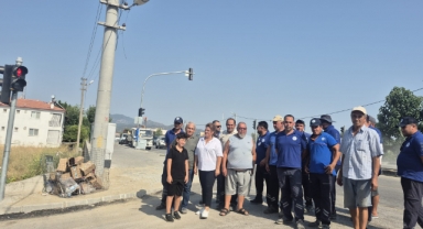 Ekşiliyurt Mahallesine yeni trafik ışığı