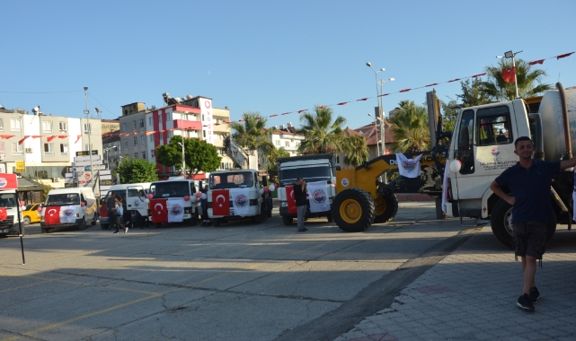Gökan Zeybek Dalaman Belediyesinin yeni hizmet araç filosunun tanıtım proğramına katıldı.