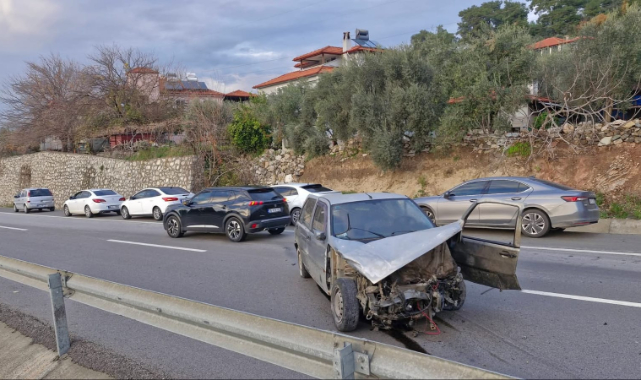 Yağmurun kayganlaştırdığı yolda kaza: 1 ölü, 1 ağır yaralı 