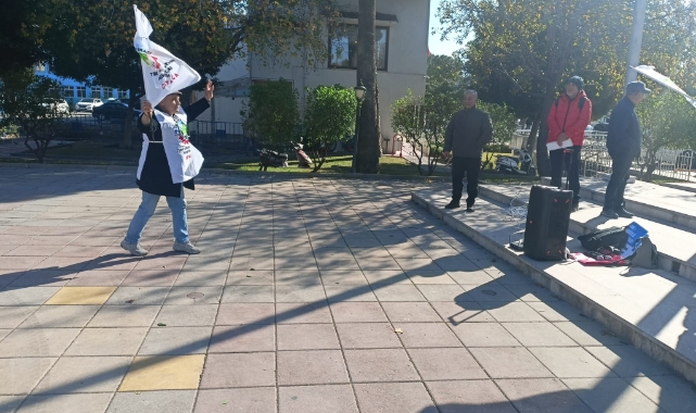 Emekliler eylemlerine devam ediyor: “Sadaka değil hakkımızı istiyoruz” 