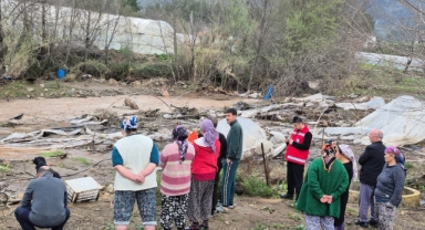 Köyceğiz’de Şiddetli Yağış Taşkınlara Yol Açtı: Evler ve Seralar Sular Altında Kaldı