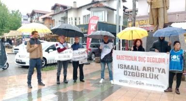 Köyceğiz’de İsmail Arı için dayanışma: “Gazetecilik suç değildir”