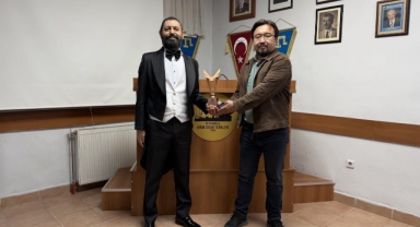 “Özgürlük ve Barış Ödülü” Akif Manaf’a