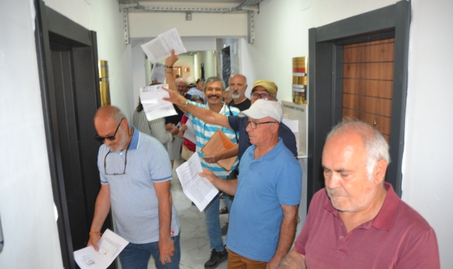 Emekliler, seyyanen zam talebiyle Anayasa Mahkemesi’ne dilekçe verdi