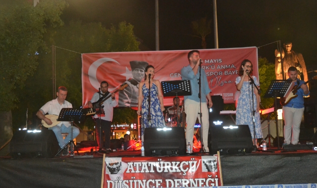 Muğla’da 19 Mayıs’ta binlerce kişi alanlara idi. 