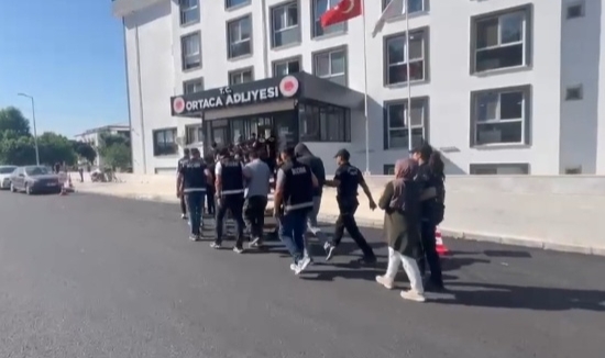 Dolandırıcılık Operasyonu: 17 Şüpheli Yakalandı