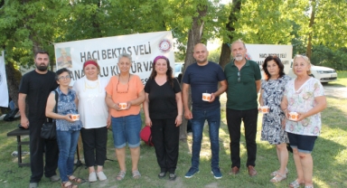 Hacı Bektaş Veli Anadolu Kültür Vakfı'ndan Aşure İkramı 