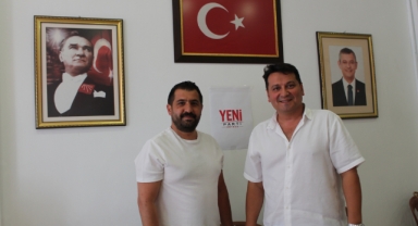 Kars il başkanı Onur Uludaşdemir Ortaca YENİ Parti'ye hayırlı olsuna geldi. 